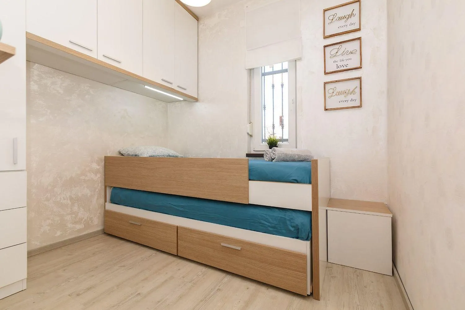 Faszinierendes Ferienhaus Nur 500 Meter Zum Strand Mit Meerblick, Whirlpool, Grill Dramalj