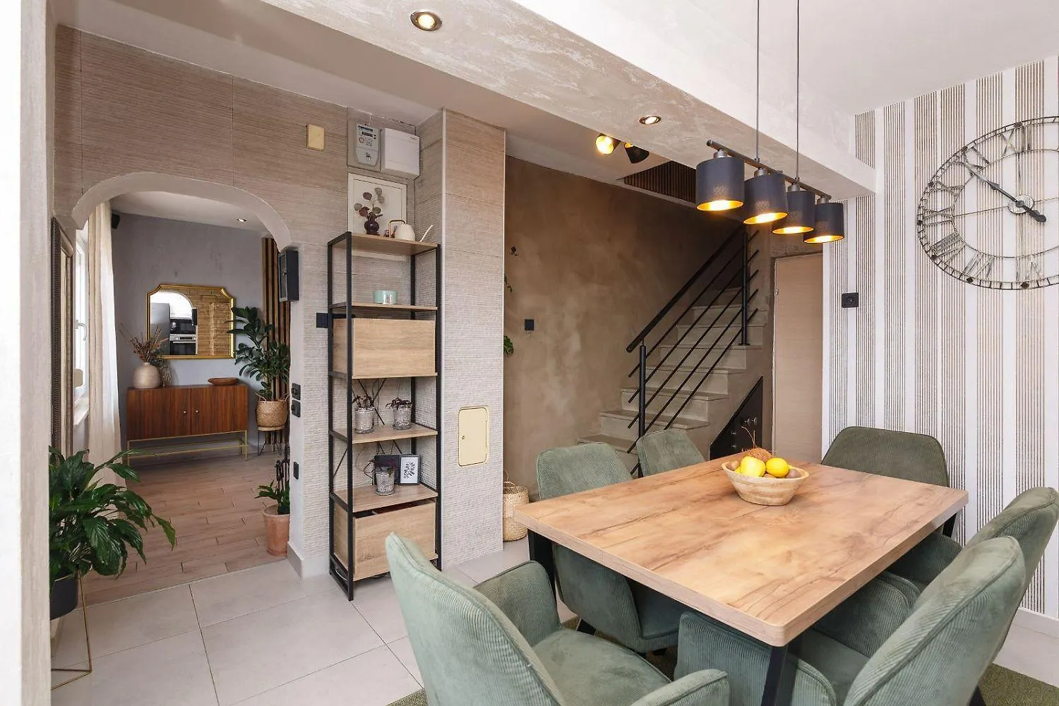 Faszinierendes Ferienhaus Nur 500 Meter Zum Strand Mit Meerblick, Whirlpool, Grill Dramalj Holiday home