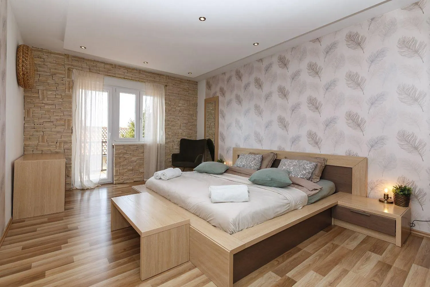 Faszinierendes Ferienhaus Nur 500 Meter Zum Strand Mit Meerblick, Whirlpool, Grill Dramalj Croatia